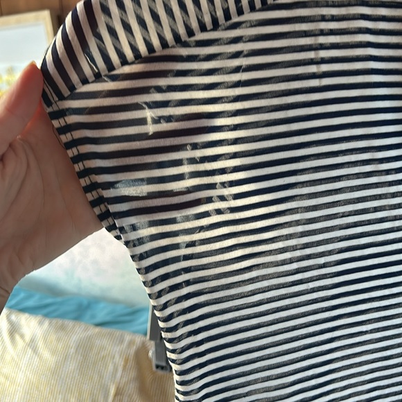 Women’s SPLENDID rare sample striped light semi sheer cropped pocket tee size S - Picture 5 of 8